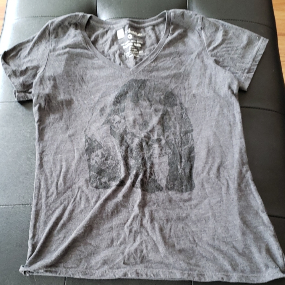 Graphic tee